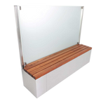 Sichtschutz aus Edelstahl mit Glastrennwand und Sitzbank