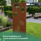 Das Corten-Panel mit Blattmuster ist extra langlebig und wird aus 2 mm starkem Cortenstahl gefertigt.