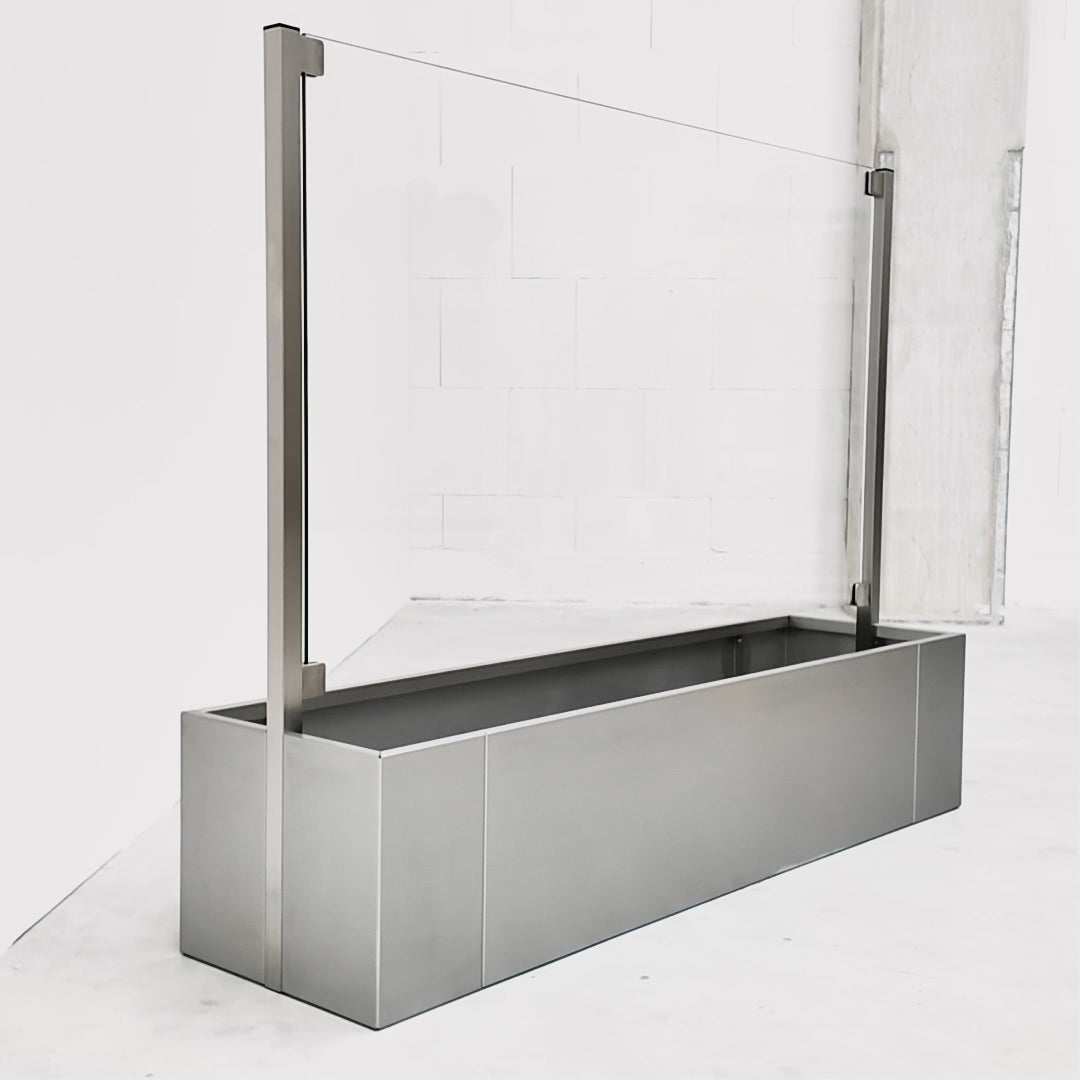 Sichtschutz Pflanzkasten Ventus mit Glaswand mittig (Edelstahl)
